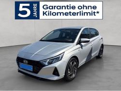 Silber Gebraucht 2023 Hyundai i20 Trend Limousine | 16.400 € (Fairer Preis)
