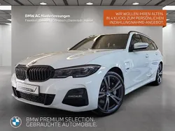 Weiß Gebraucht 2022 BMW 330e M Sport Kombi | 33.890 € (Fairer Preis)