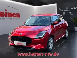 Rot Gebraucht 2025 Suzuki Swift Comfort Limousine | 15.599 € (Fairer Preis)