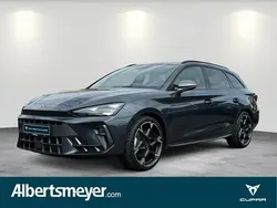 Grau Gebraucht 2025 Cupra Leon Kombi | 41.990 €