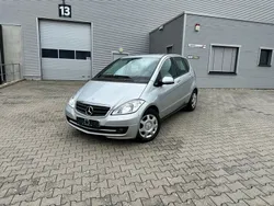 Silber Gebraucht 2011 Mercedes A160 Limousine | 2.999 € (Guter Preis)