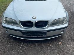 Silber Gebraucht 2002 BMW 318 Kombi | 650 € (Superpreis)