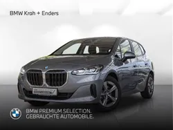 Skyscraper grau metallic Gebraucht 2024 BMW 218 Active Tourer Van / Kleinbus | 29.900 € (Superpreis)