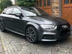 Grau Gebraucht 2017 Audi A3 Sportback Sport Limousine | 18.990 € (Etwas zu teuer)