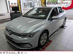 Reflexsilber metallic Gebraucht 2022 VW Golf VIII Life Limousine | 19.640 € (Fairer Preis)