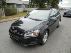 Schwarz Gebraucht 2016 VW Golf VII Comfortline Kombi | 7.850 € (Guter Preis)
