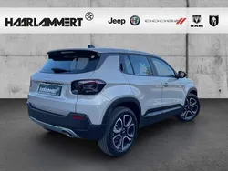 Grau Gebraucht 2023 Jeep Avenger SUV | 20.399 € (Guter Preis)