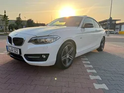 Weiß Gebraucht 2015 BMW 220 Sport Line Coupé | 11.700 € (Fairer Preis)