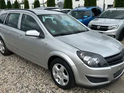 Silber Gebraucht 2007 Opel Astra Catch Me Limousine | 2.790 € (Fairer Preis)