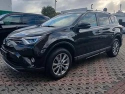 Braun Gebraucht 2017 Toyota RAV4 Hybrid Executive SUV | 18.998 € (Etwas zu teuer)