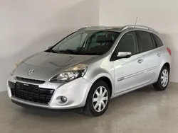 Silber Gebraucht 2012 Renault Clio IV Expression Limousine | 4.990 € (Guter Preis)