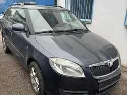 Grau Gebraucht 2008 Skoda Fabia Kombi | 3.999 € (Etwas zu teuer)
