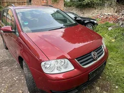 Rot Gebraucht 2003 VW Touran Van / Kleinbus | 1.600 € (Superpreis)