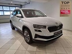 Weiß Gebraucht 2025 Skoda Karoq Drive SUV | 30.999 € (Superpreis)