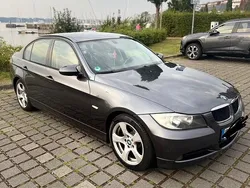 Grau Gebraucht 2008 BMW 320 Limousine | 4.000 € (Fairer Preis)