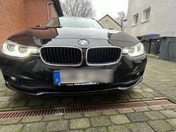 Schwarz Gebraucht 2018 BMW 320 Kombi | 13.500 € (Superpreis)