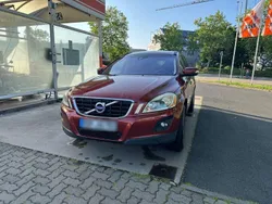 Rot Gebraucht 2009 Volvo XC60 SUV | 7.750 € (Superpreis)