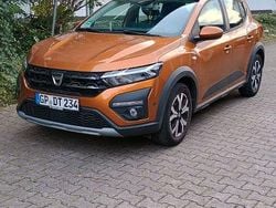 Orange Gebraucht 2021 Dacia Sandero Comfort Kleinwagen | 13.250 € (Fairer Preis)