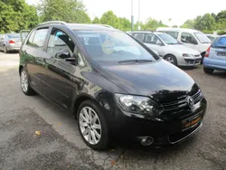 Deep black perleffekt Gebraucht 2009 VW Golf Plus Cross Highline Van / Kleinbus | 5.450 € (Fairer Preis)
