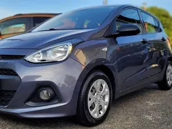 Grau Gebraucht 2014 Hyundai i10 Classic Kleinwagen | 5.900 € (Etwas zu teuer)