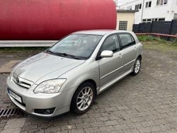 Silber Gebraucht 2007 Toyota Corolla Sol Limousine | 2.450 € (Etwas zu teuer)