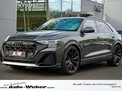 Grau Gebraucht 2025 Audi Q8 S-Line SUV | 108.900 €