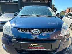 Blau Gebraucht 2009 Hyundai Matrix Van / Kleinbus | 2.500 € (Etwas zu teuer)