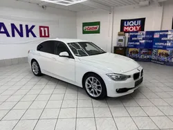 Weiß Gebraucht 2013 BMW 320 Performance Limousine | 13.970 € (Fairer Preis)