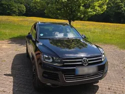 Schwarz Gebraucht 2013 VW Touareg Exclusive SUV | 18.800 € (Fairer Preis)
