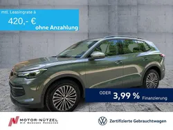 Grün Gebraucht 2024 VW Tiguan Life SUV | 35.830 € (Fairer Preis)
