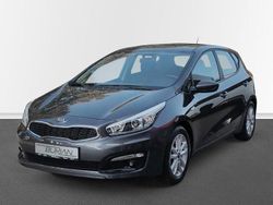Grau Gebraucht 2017 Kia Ceed Edition 7 Limousine | 13.490 € (Etwas zu teuer)
