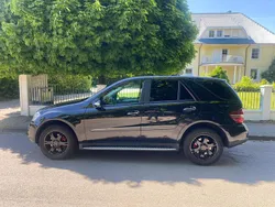 Schwarz Gebraucht 2006 Mercedes ML320 SUV | 7.400 € (Fairer Preis)