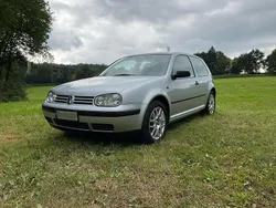 Silber Gebraucht 2001 VW Golf IV Edition Kleinwagen | 3.100 € (Teuer)