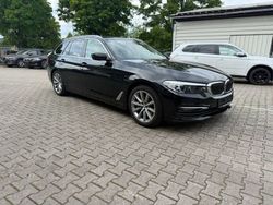 Schwarz Gebraucht 2019 BMW 530 Sport Line Kombi | 18.200 € (Guter Preis)