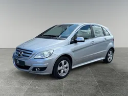 Silber Gebraucht 2011 Mercedes B160 Van / Kleinbus | 6.444 € (Fairer Preis)