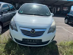 Weiß Gebraucht 2011 Opel Meriva Van / Kleinbus | 2.500 € (Superpreis)