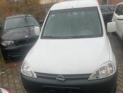 Weiß Gebraucht 2009 Opel Combo Kombi | 2.400 € (Guter Preis)