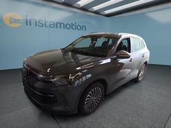 Grau Gebraucht 2024 VW Tiguan SUV | 37.849 € (Fairer Preis)