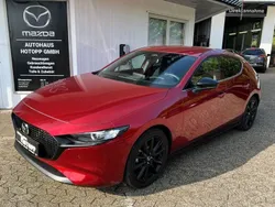 Soul red crystal Gebraucht 2024 Mazda 3 Homura-Line Limousine | 29.285 € (Fairer Preis)