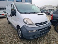 Weiß Gebraucht 2004 Opel Vivaro Van / Kleinbus | 1.600 € (Superpreis)