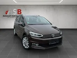Nutshell brown metallic Gebraucht 2017 VW Touran Highline Van / Kleinbus | 22.888 € (Guter Preis)