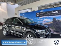 Schwarz Gebraucht 2020 VW T-Roc Style SUV | 20.750 € (Fairer Preis)
