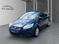 Blau Gebraucht 2014 Ford Focus Trend Kombi | 4.990 € (Etwas zu teuer)