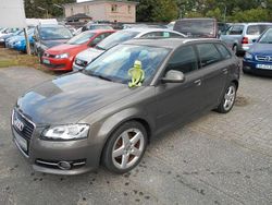 Grau Gebraucht 2011 Audi A3 Sportback Ambition Kleinwagen | 7.450 € (Etwas zu teuer)