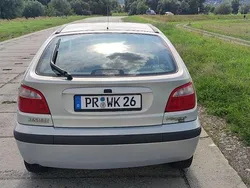 Silber Gebraucht 2000 Renault Mégane Limousine | 1.250 € (Guter Preis)