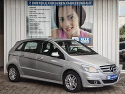Silber Gebraucht 2010 Mercedes B180 Van / Kleinbus | 9.723 € (Teuer)