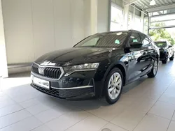 Schwarz Gebraucht 2024 Skoda Octavia Kombi | 29.990 € (Fairer Preis)