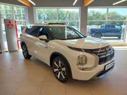 Weiß Neu 2025 Mitsubishi Outlander Top SUV | 57.890 €