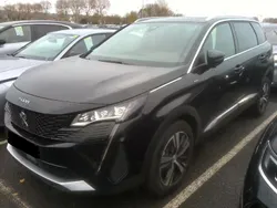 Schwarz perla nera Gebraucht 2023 Peugeot 5008 GTi Van / Kleinbus | 24.480 € (Superpreis)