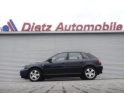Dunkelblau (metallic) Gebraucht 2002 Audi A3 Attraction Limousine | 1.500 € (Guter Preis)